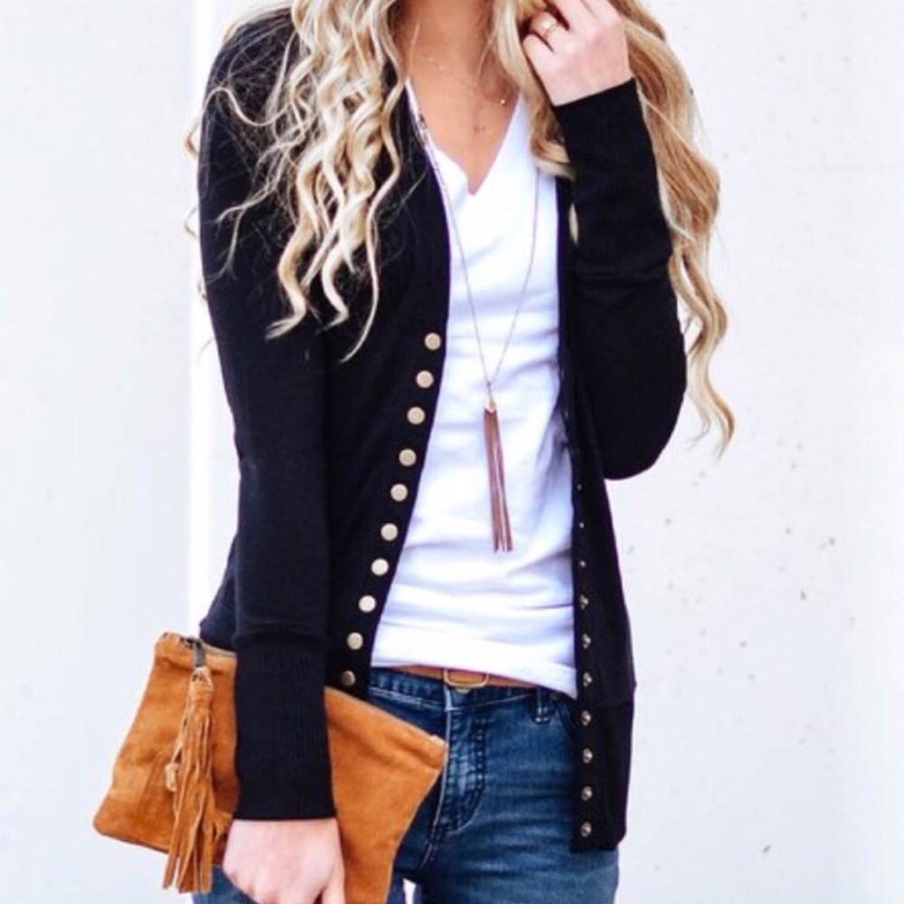 Snap Button Sweater - Black